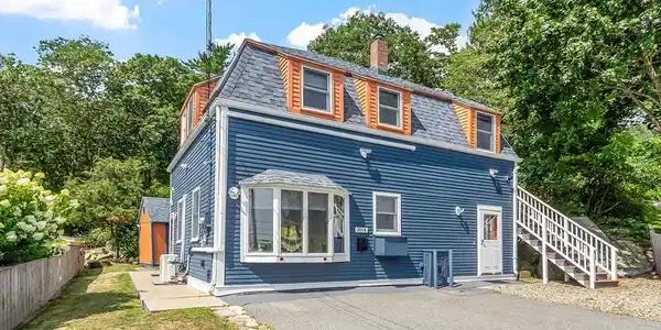 205R Western Avenue