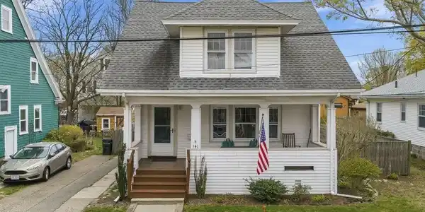 141 Bromfield St