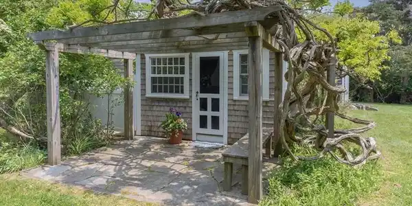 40 Scotchmans Lane