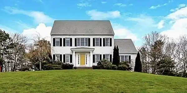 3 Edgewood Cir