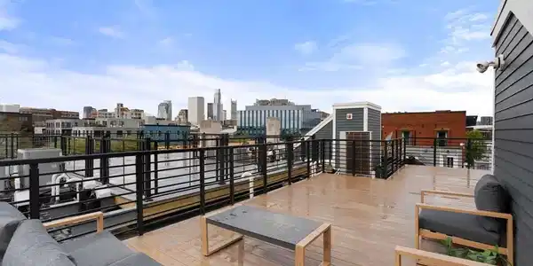 111 B St