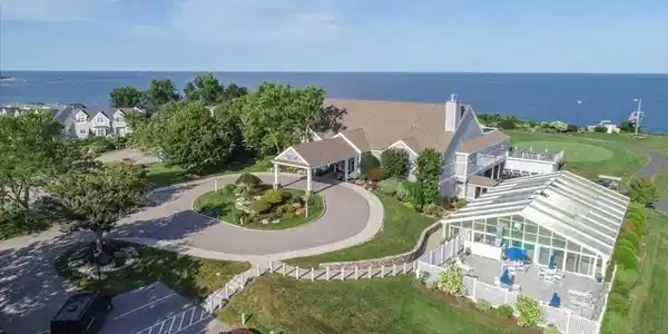 42 Fairway Dr