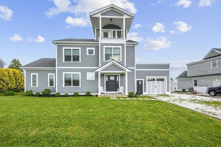 246 Howland Rd