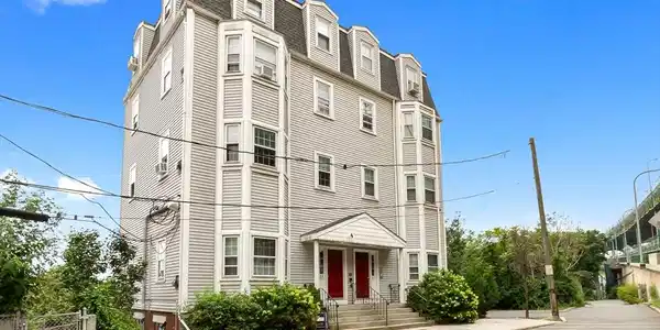 23 Chestnut St