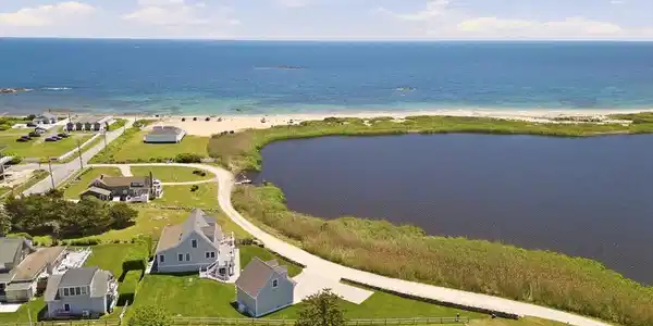 3 Richmond Pond