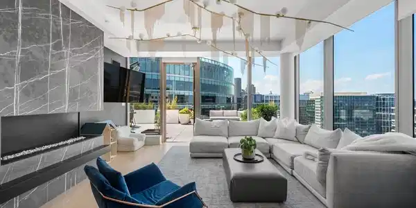 133 Seaport Blvd