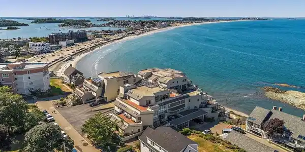 25 Oceanside Drive