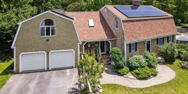 25 Brandt Beach Ave