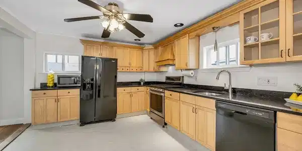 50 Bay Rd