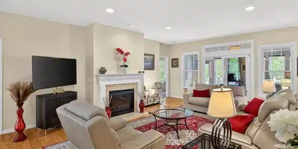 28 Cottage Cove