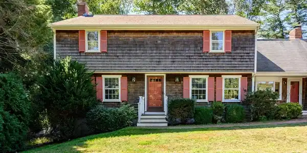 71 Forest Avenue