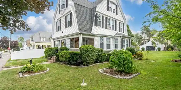 27 Edison Street