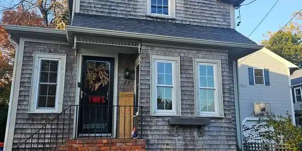 54 Washington St