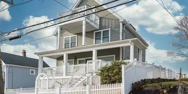 48 Sea Ave