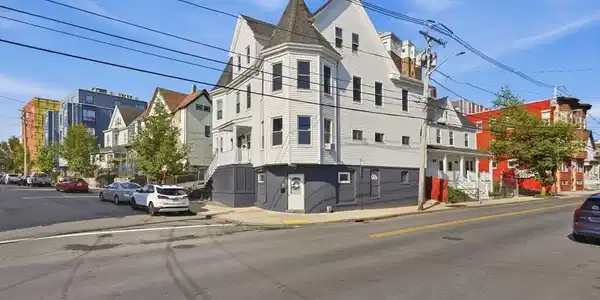 3 Nahant Avenue