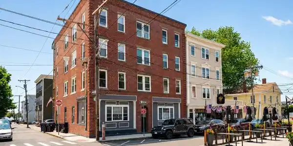 149 Derby St