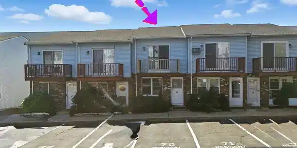 250 Congress Ave