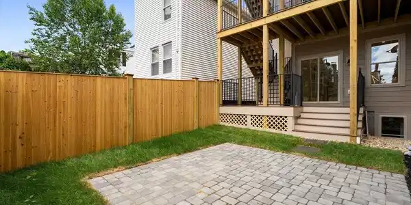 17 Princeton St