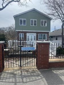 857 Quincy Shore Dr
