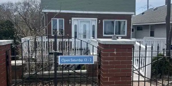 857 Quincy Shore Dr