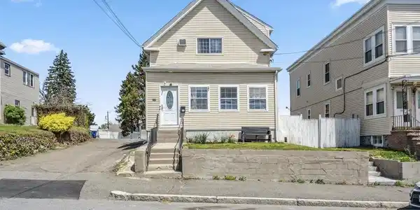 197 Mountain Ave