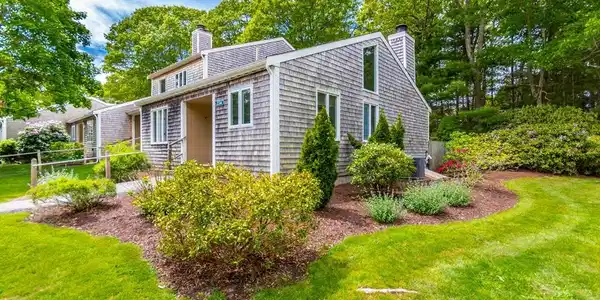 234 Seaward Bend