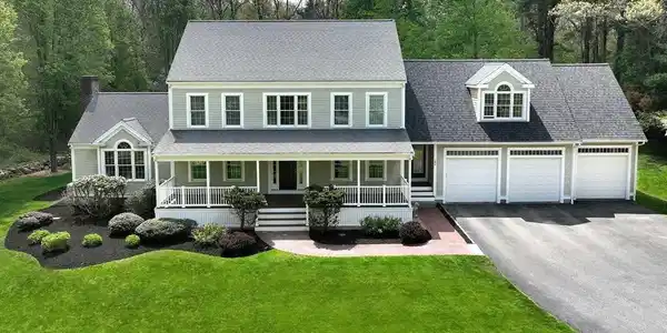 185 Booth Hill Rd
