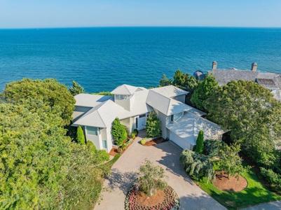 40 Triton Way