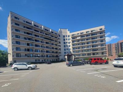 133 Commander Shea Blvd