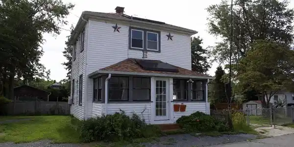28 Crane Street