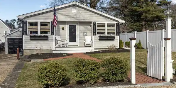15 Samoset Avenue