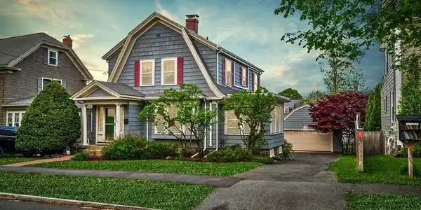 21 Crosman Avenue