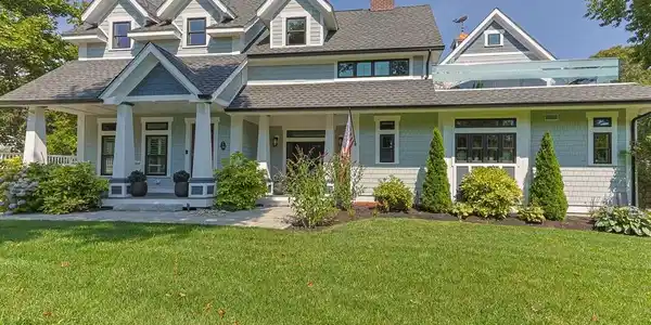 205 Forest St