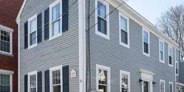 11 Williams St