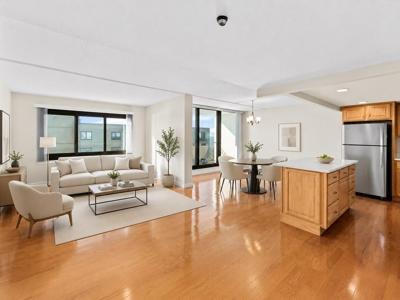 61 Broad Reach