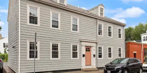 17 Daniels Street