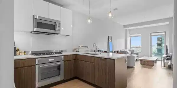 100 Shawmut Ave