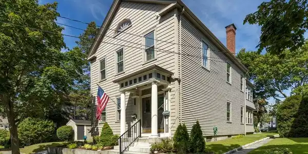 51 William St