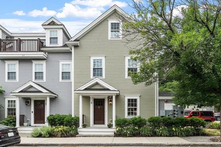 106 Bridge St