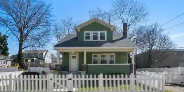 11 Birchbrow Avenue