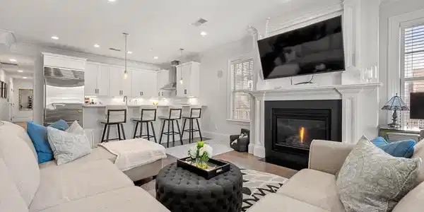 844 East 4th Street