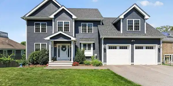 297 Elm St