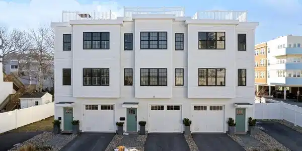 10 Berkley Rd