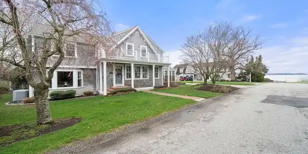 56 Samoset Rd