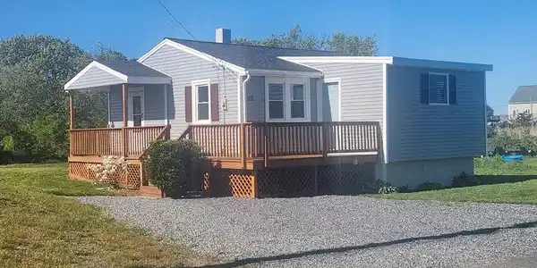 11 Starboard Dr