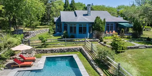 115 Howland Road