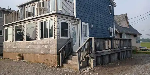 6 Tilden Ave