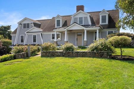 66 Seabury Point Road