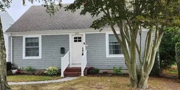 209 Bellevue Street