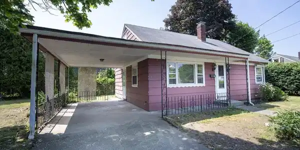49 Farmfield St